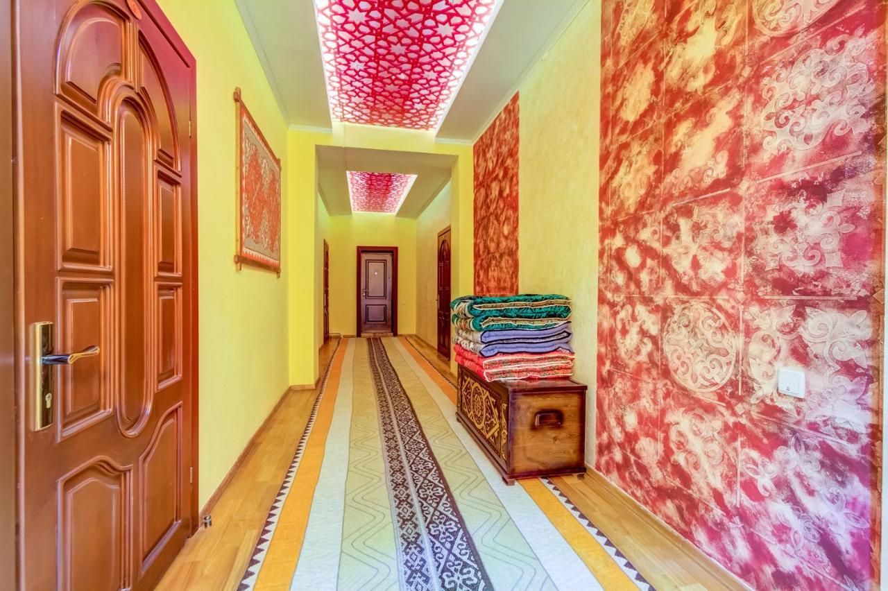 Navat Hotel Biszkek Zewnętrze zdjęcie